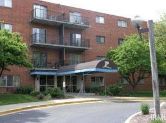 2937 Westbrook Drive Commons, Fort Wayne, IN 46805