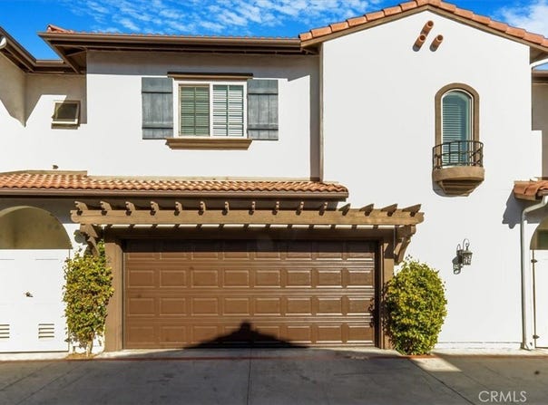 1452 S White Avenue, Pomona, CA 91766