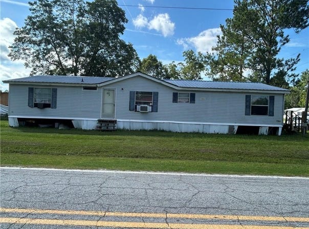 2391 New York Ave, Waycross, GA 31503