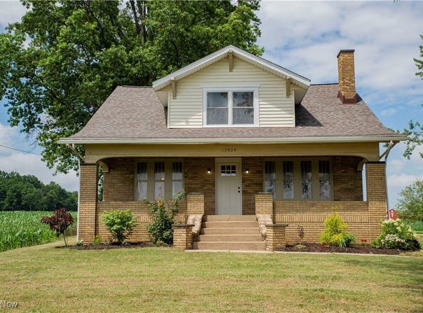 13929 Louisville Street NE, Paris, OH 44669