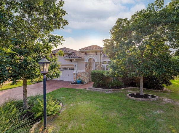 411 Rocky Coast DR, Austin, TX 78738