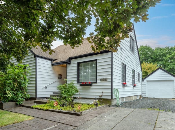 1333 21ST AVE, Longview, WA 98632