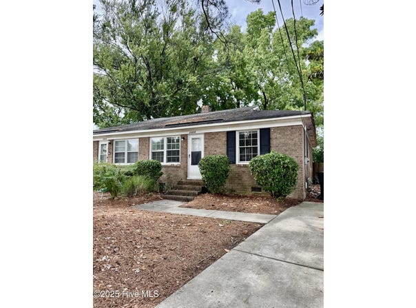 2505 E 3rd Street, Greenville, NC 27858