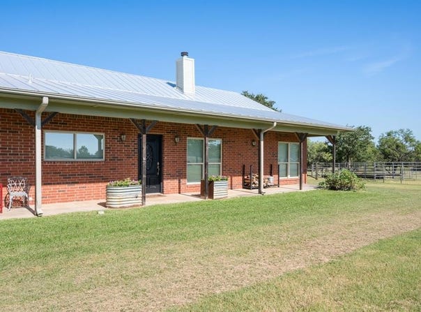 510 S Swanson Road, Mineral Wells, TX 76067