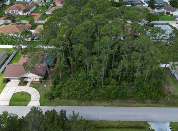 19 BOLLING Lane, Palm Coast, FL 32137