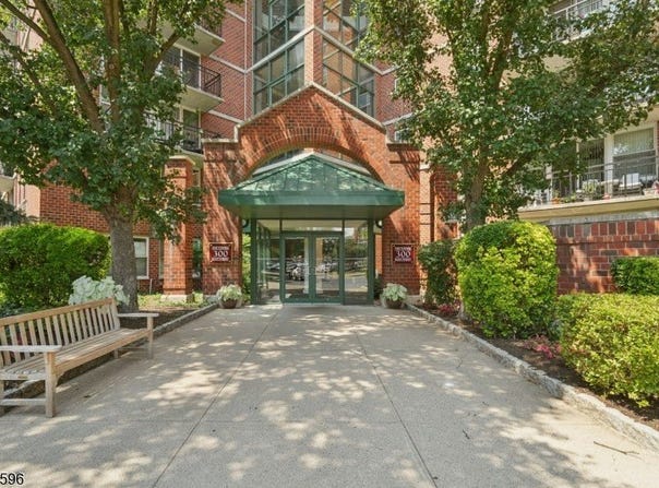 300 Main St U310, Little Falls Twp., NJ 07424-1356