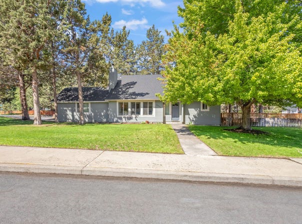 2923 NE Deborah Court, Bend, OR 97701