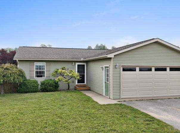 9041 Kingsfield Drive, Kingsley, MI 49649
