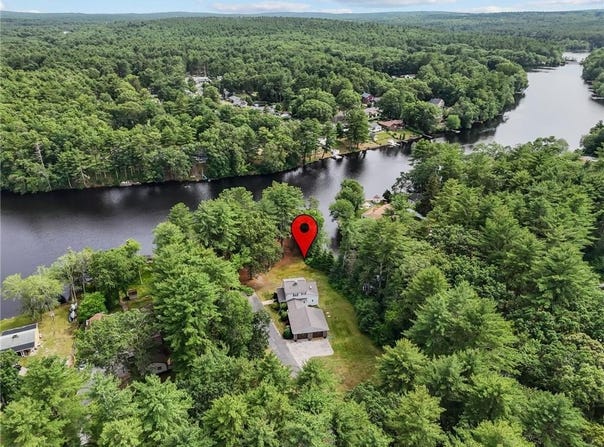 95 Lakehurst Drive, Coventry, RI 02816