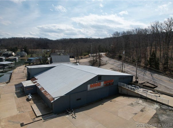 1002 Susan Road, Lake Ozark, MO 65049