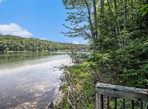 16612 Acorn Ridge Trail, Beulah, MI 49617