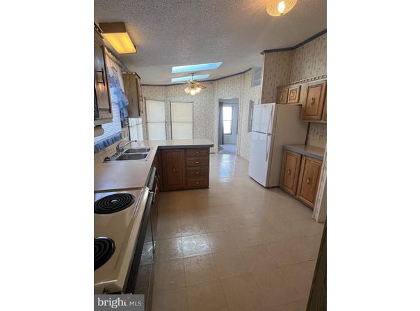 901 FORWOOD COURT, BALTIMORE, MD 21222