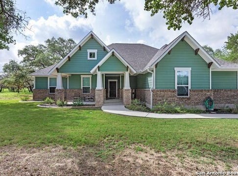 151 WILLOW CREEK, Floresville, TX 78114