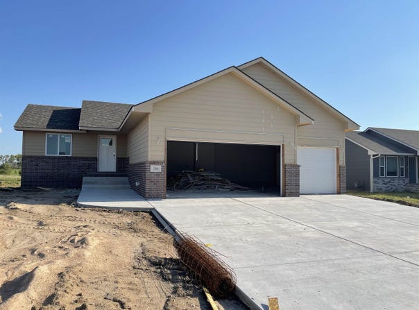 280 W Dusk, Rose Hill, KS 67133