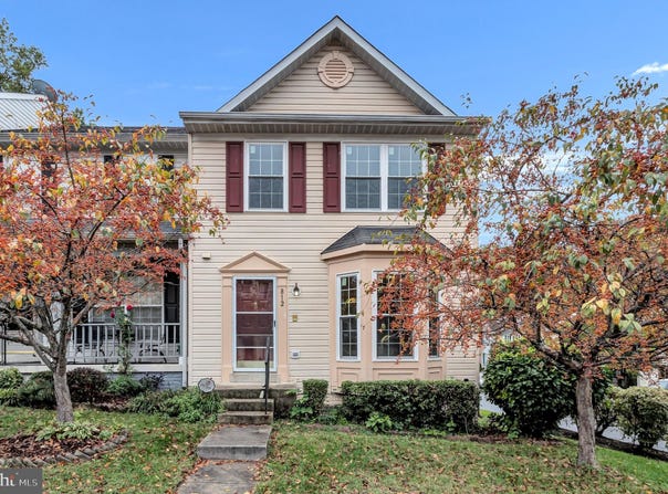 812 VAUXHALL Road, LANDOVER, MD 20785