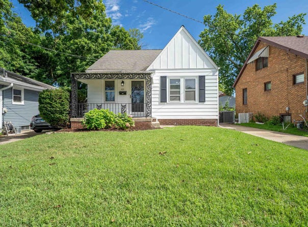 425 W HUDSON Street, Peoria, IL 61604