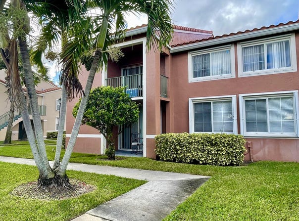 7912 Sonoma Springs Circle, Lake Worth, FL 33463