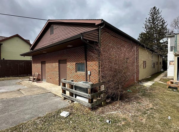 482 E WASHINGTON STREET, CHAMBERSBURG, PA 17201
