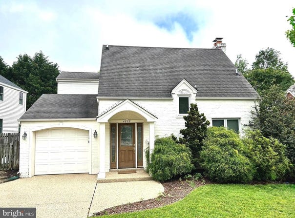 4828 LELAND ST, CHEVY CHASE, MD 20815