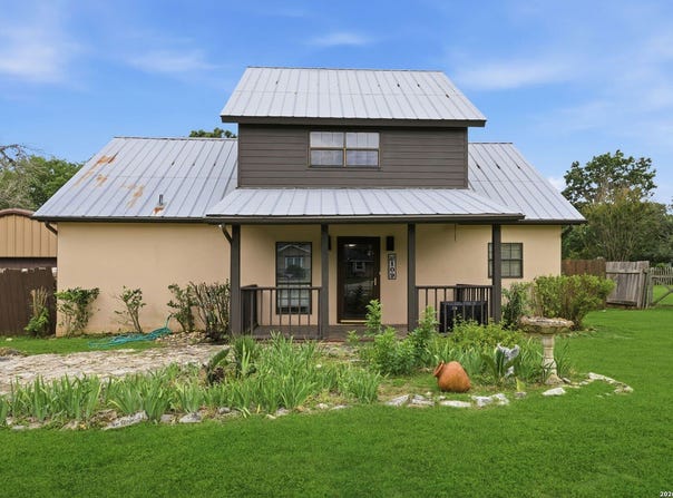 109 Glenn Oaks Dr, Boerne, TX 78006