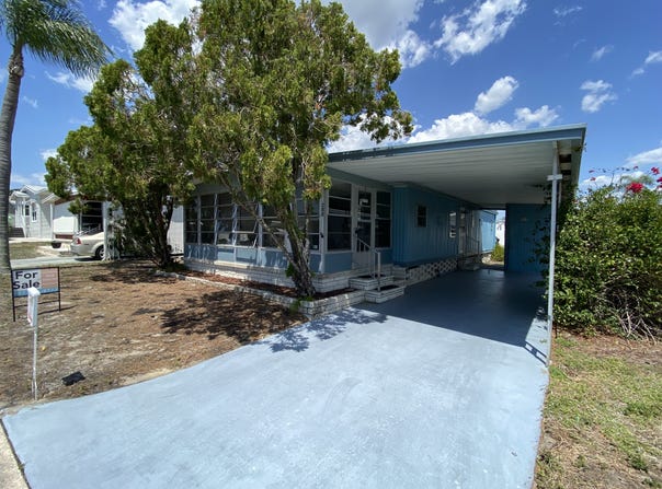 39248 US HWY 19N, Tarpon Springs, FL 34689
