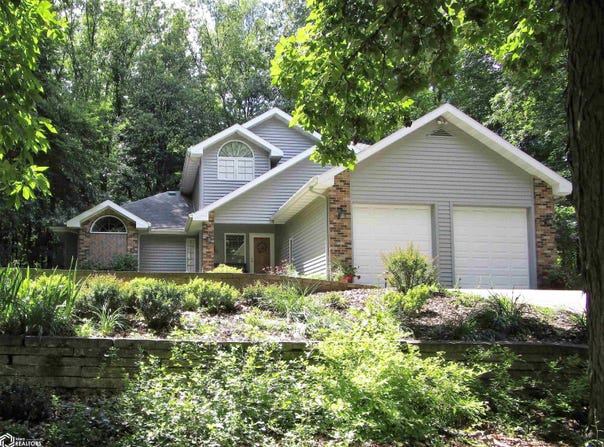 1611 Elk Run Road, Iowa Falls, IA 50126