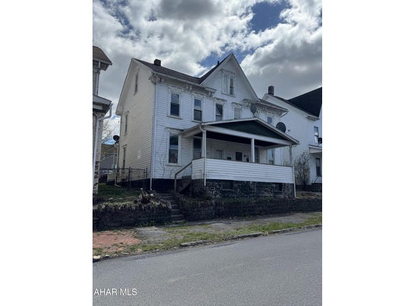 1021-23 2nd Avenue, Altoona, PA 16601