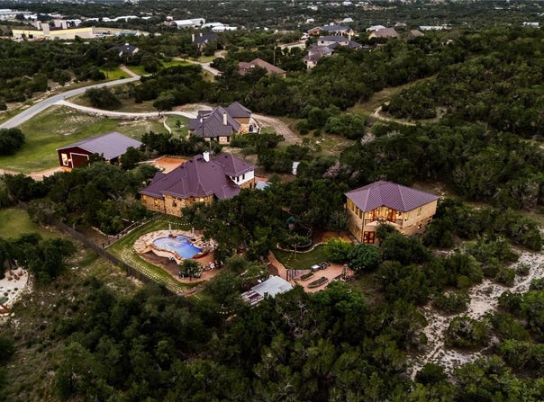 201 N Canyonwood DR, Dripping Springs, TX 78620