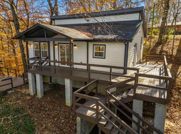 35 Van Horn St., MURPHY, NC 28906