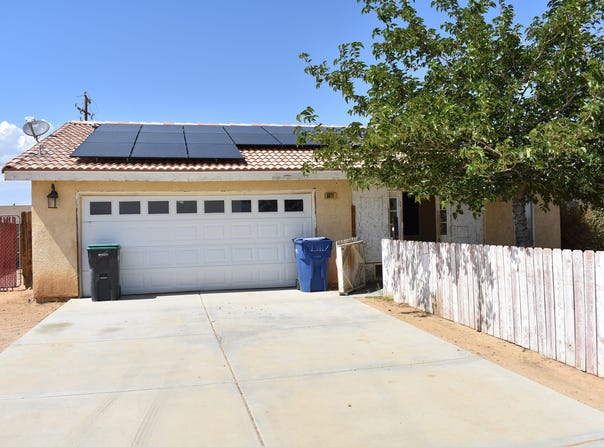 9011 Viburnum Avenue, California City, CA 93505