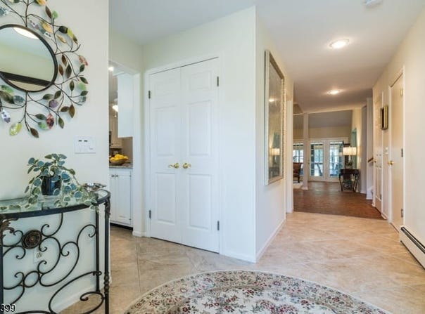 21 Dexter Dr N, Bernards Twp., NJ 07920