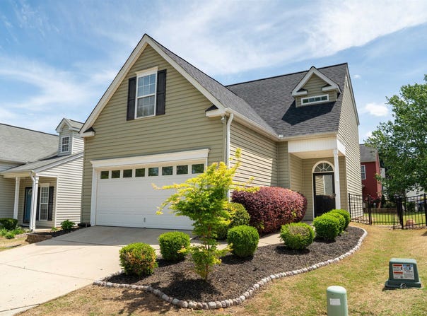 130 Ledgewood Way, Easley, SC 29642