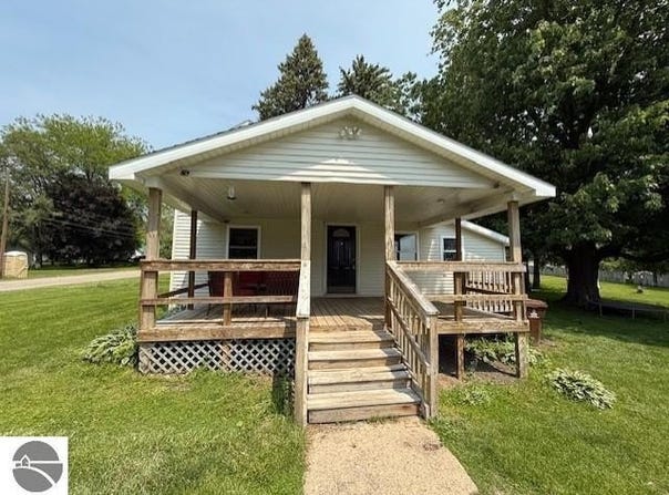 522 Teman Street, St Louis, MI 48880