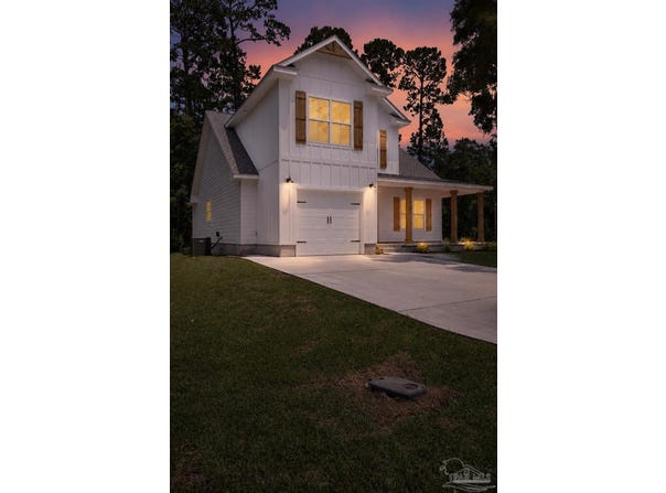 3318 Bob Tolbert Rd, Navarre, FL 32566