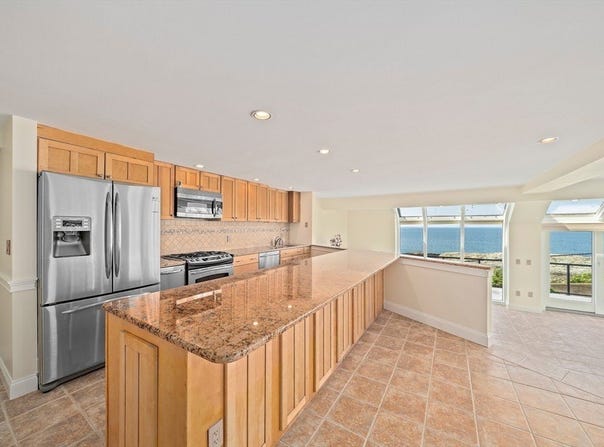 25 Oceanside Drive, Hull, MA 02045