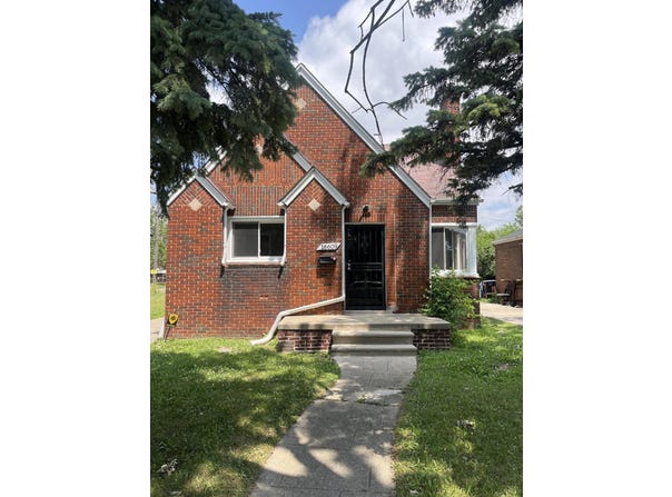 16609 Edmore Drive, Detroit, MI 48205