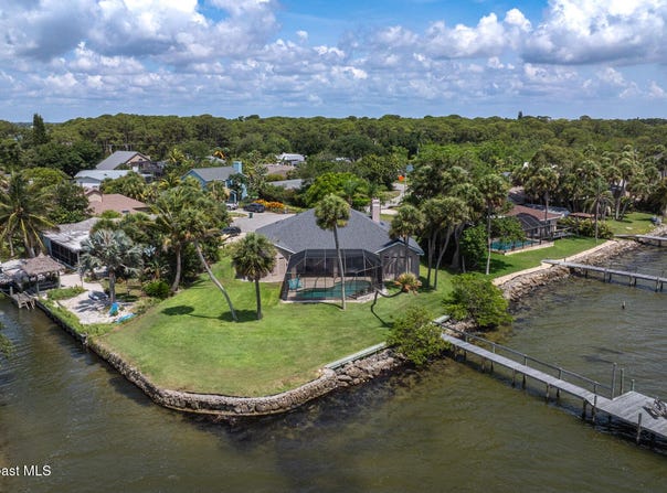 2090 Schooner Road, Merritt Island, FL 32952
