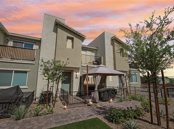 6807 Satin Silver Court, North Las Vegas, NV 89086