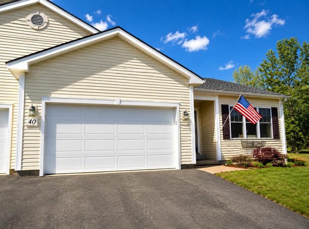 40 Kathryn Lane, Bangor, ME 04401