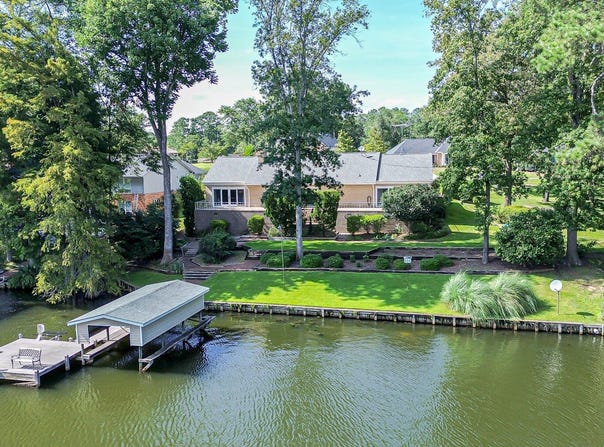 419 Santee Drive, Santee, SC 29142