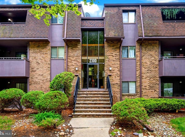2332 OLD STONE MILL Drive, EAST WINDSOR, NJ 08512