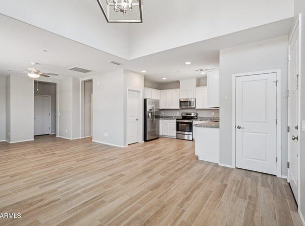 14870 W ENCANTO Boulevard, Goodyear, AZ 85395