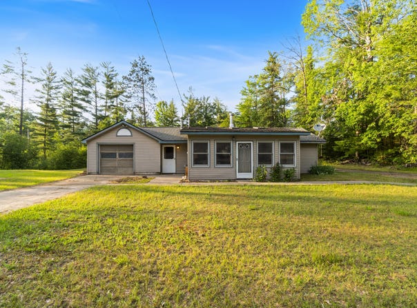 12110 Doty Street, Atlanta, MI 49709