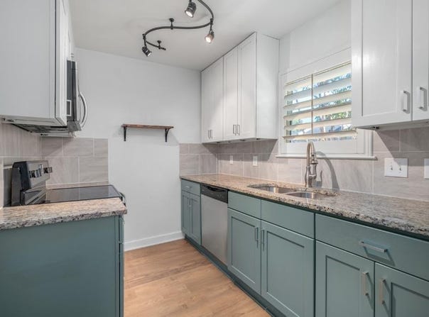 6211 Manor Rd, Austin, TX 78723