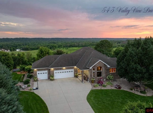 543 Valley View Drive, Courtland, MN 56021