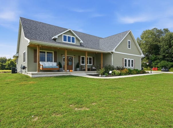 6481 S Range Road, North Judson, IN 46366