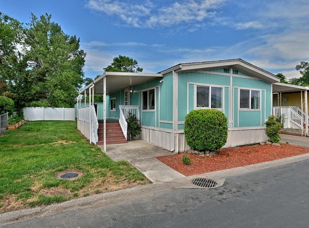 3555 S Pacific Highway, Medford, OR 97501
