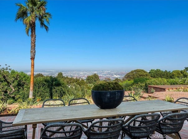 1 Outrider Road, Rolling Hills, CA 90274