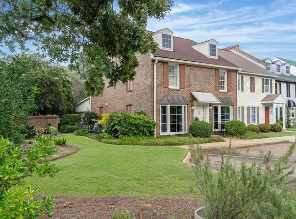 2058 W Main, Dothan, AL 36301