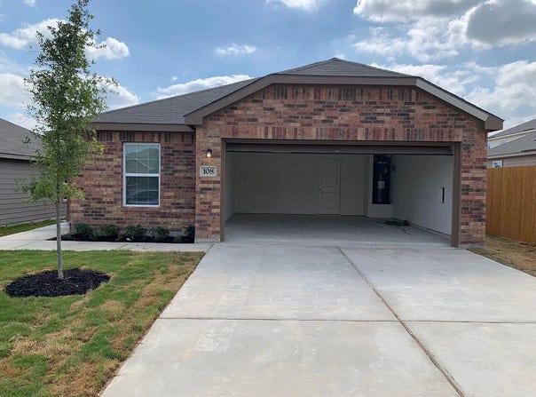 108 N Allington Cir, Jarrell, TX 76537